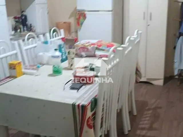 Prédio com 305m² 8 quartos e 5 banheiros, à venda, no bairro Bandeiras em Osasco