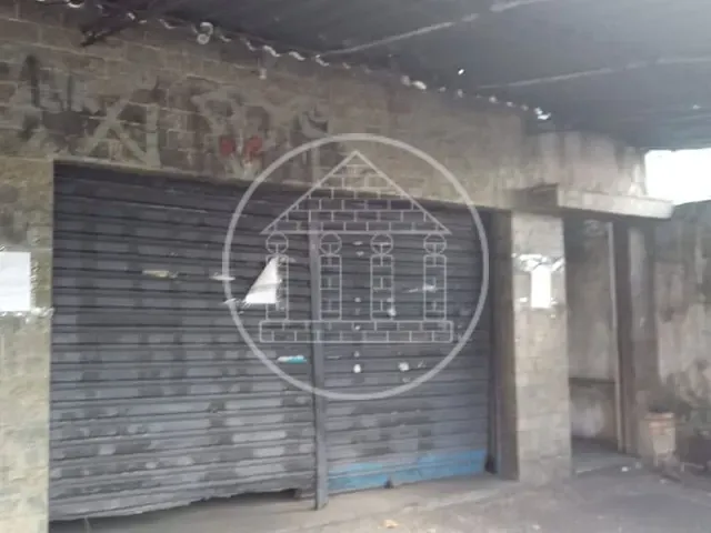 Prédio com 140m², à venda, no bairro Parque Brasil em São Paulo