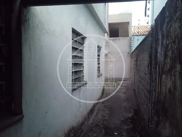 Prédio com 140m², à venda, no bairro Parque Brasil em São Paulo
