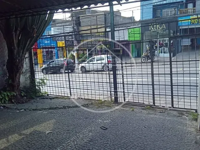 Prédio com 140m², à venda, no bairro Parque Brasil em São Paulo