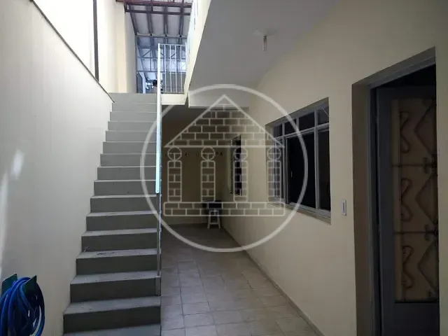 Prédio com 160m², à venda, no bairro Parque Colonial em São Paulo