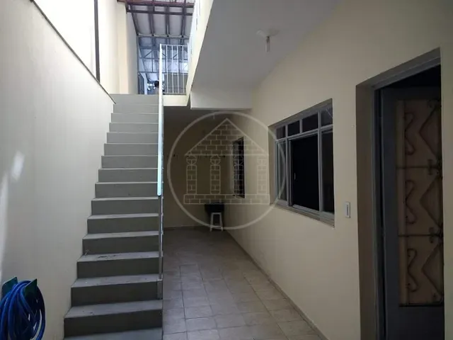 Prédio com 160m², à venda, no bairro Parque Colonial em São Paulo