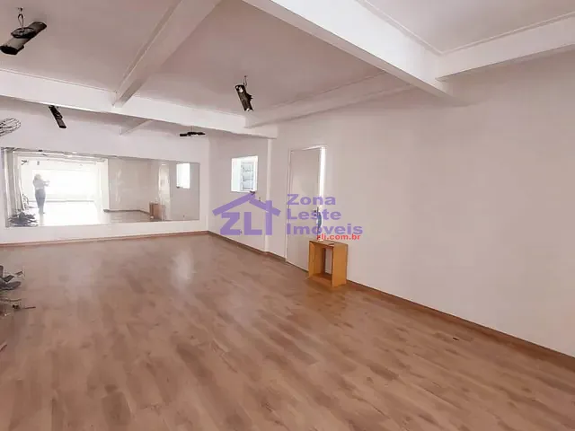 Prédio com 400m², para alugar, no bairro Vila Antonieta em São Paulo