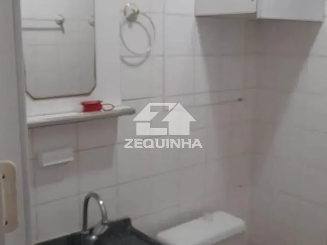 Prédio com 161m² 5 quartos e 2 banheiros, à venda, no bairro Munhoz Junior em Osasco