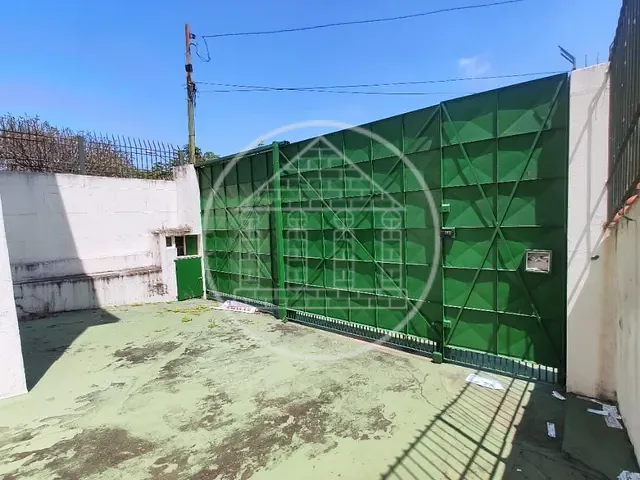 Prédio com 316m², para alugar, no bairro Cidade Dutra em São Paulo