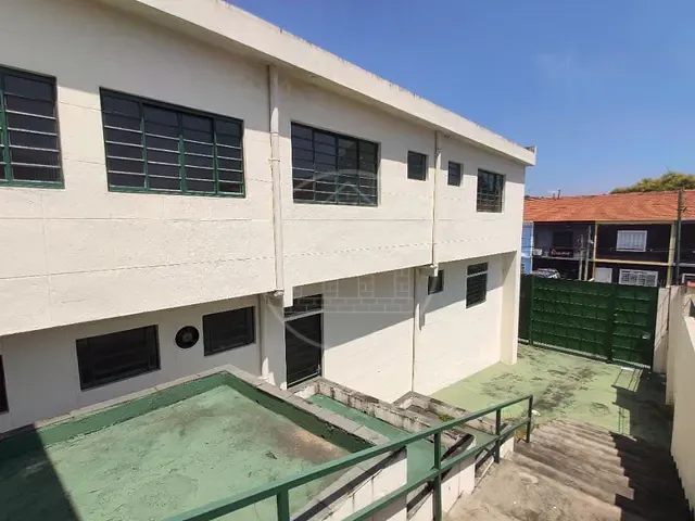 Prédio com 316m², para alugar, no bairro Cidade Dutra em São Paulo