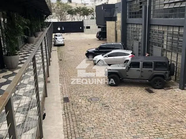 Prédio com 2500m², para alugar, no bairro Vl Leopoldina em Sao Paulo