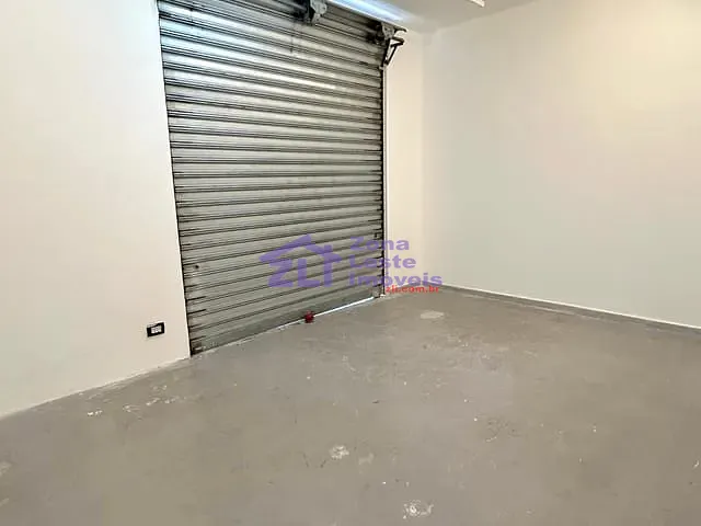 Prédio com 450m², para alugar, no bairro Jardim Avelino em São Paulo