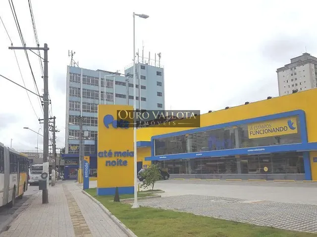 Prédio com 400m², para alugar, no bairro Brás em São Paulo