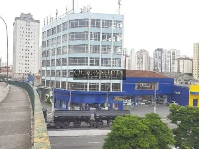 Prédio com 400m², para alugar, no bairro Brás em São Paulo
