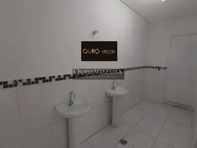 Prédio com 320m², para alugar, no bairro Indianópolis em São Paulo