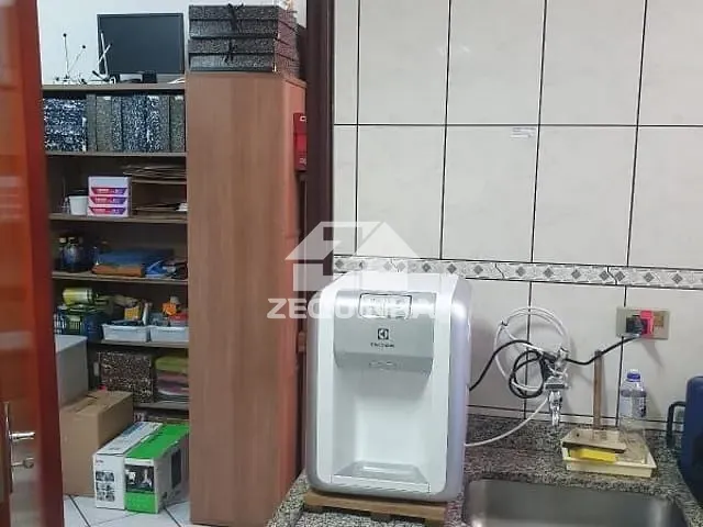 Prédio com 84m², à venda, no bairro Vila Osasco em Osasco