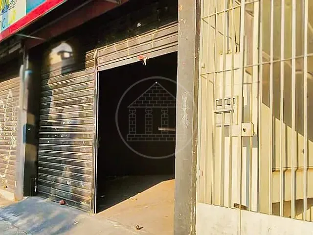 Prédio com 250m², à venda ou para alugar, no bairro Cidade Dutra em São Paulo