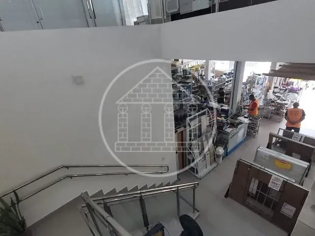Prédio com 1600m², para alugar, no bairro Jardim Malia I em São Paulo