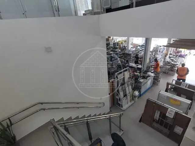 Prédio com 1600m², para alugar, no bairro Jardim Malia I em São Paulo