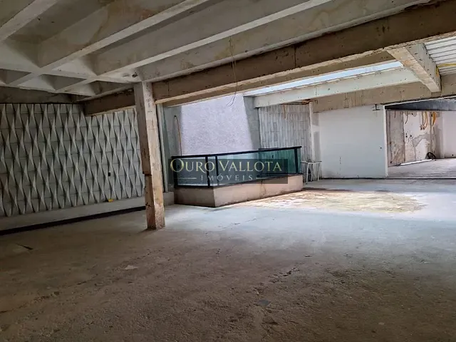 Prédio com 350m², para alugar, no bairro Alto da Mooca em São Paulo