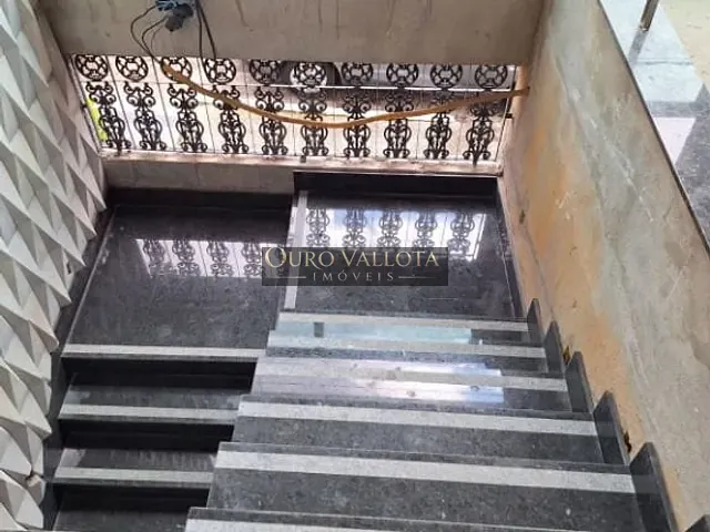 Prédio com 350m², para alugar, no bairro Alto da Mooca em São Paulo