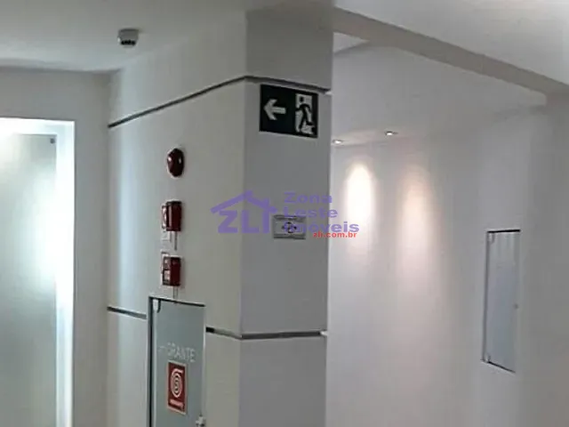 Prédio com 1000m², para alugar, no bairro Vila Carrão em São Paulo