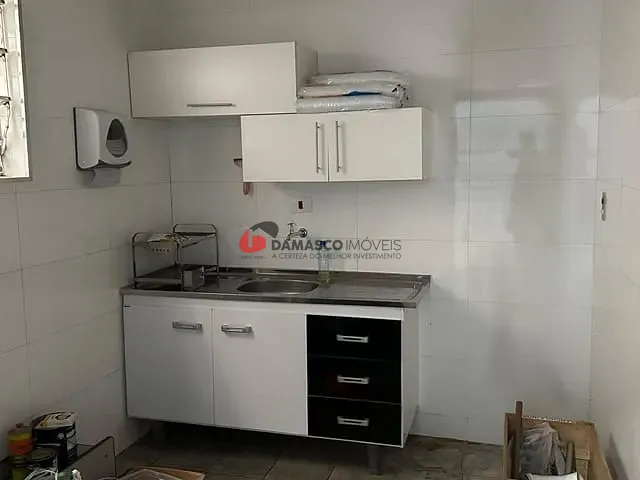 Prédio para alugar, no bairro Vila Dora em Santo André