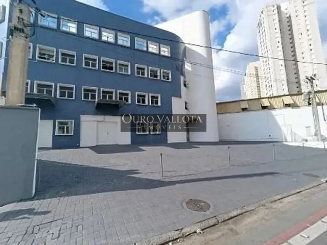 Prédio com 1515m², para alugar, no bairro Barra Funda em São Paulo