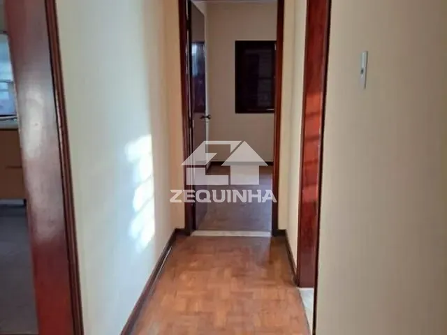 Prédio com 250m² 3 quartos e 4 banheiros, para alugar, no bairro Vila Campesina em Osasco