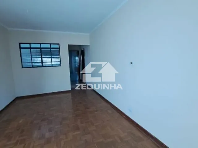 Prédio com 250m² 3 quartos e 4 banheiros, para alugar, no bairro Vila Campesina em Osasco