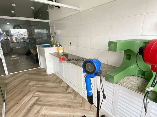 Prédio à venda, no bairro Olímpico em São Caetano do Sul