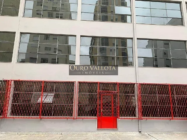 Prédio com 848m², para alugar, no bairro Santa Cecília em São Paulo