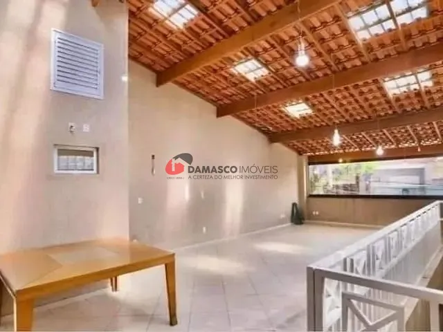 Prédio à venda, no bairro Vila Bertioga em São Paulo
