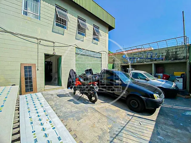 Prédio com 300m², à venda, no bairro Jardim Marabá(Zona Sul) em São Paulo