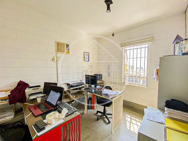 Prédio com 300m², à venda, no bairro Jardim Marabá(Zona Sul) em São Paulo