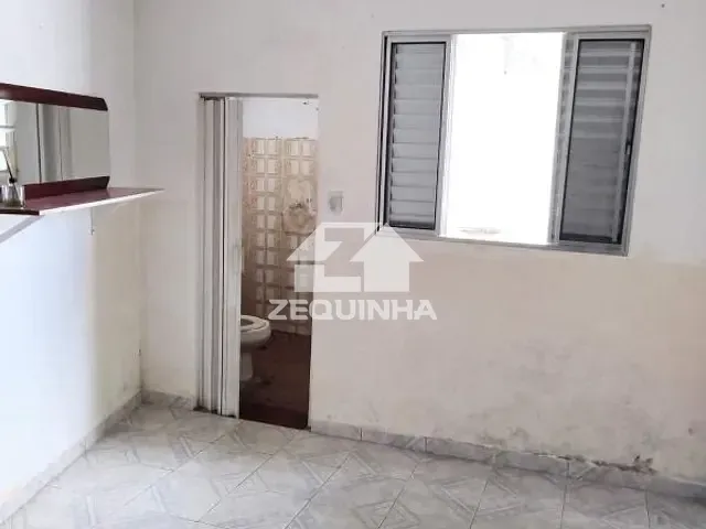 Prédio com 223m² 6 quartos e 6 banheiros, à venda, no bairro Novo Osasco em Osasco