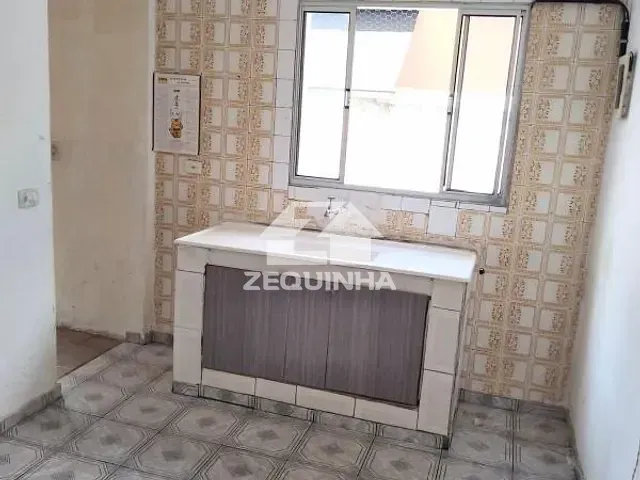 Prédio com 223m² 6 quartos e 6 banheiros, à venda, no bairro Novo Osasco em Osasco