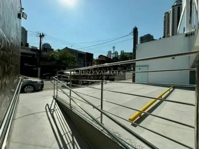 Prédio com 550m², para alugar, no bairro Jardim Anália Franco em São Paulo