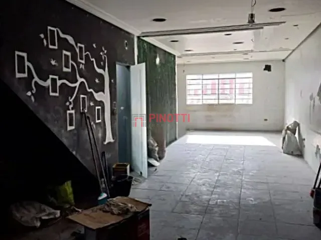 Prédio à venda, no bairro Santa Terezinha em São Bernardo do Campo