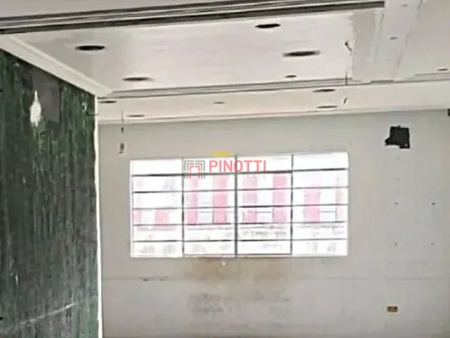 Prédio à venda, no bairro Santa Terezinha em São Bernardo do Campo
