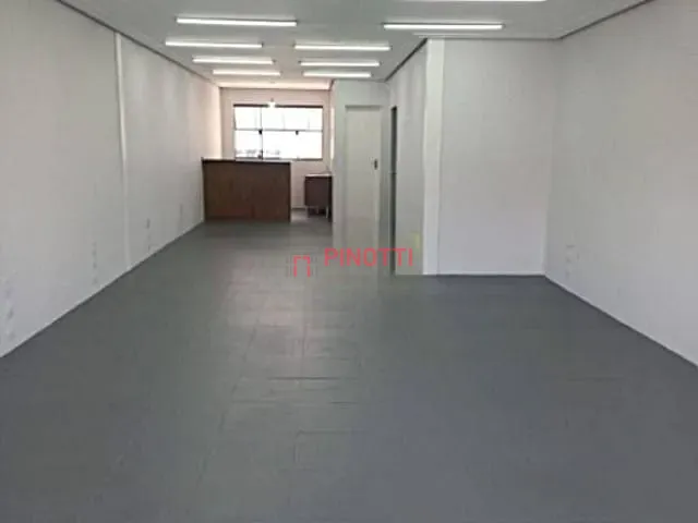 Prédio à venda, no bairro Santa Terezinha em São Bernardo do Campo