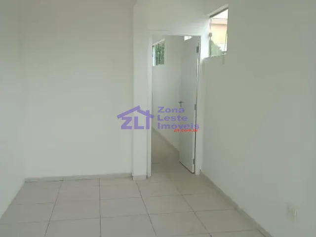 Prédio com 800m², para alugar, no bairro Cidade Patriarca em São Paulo