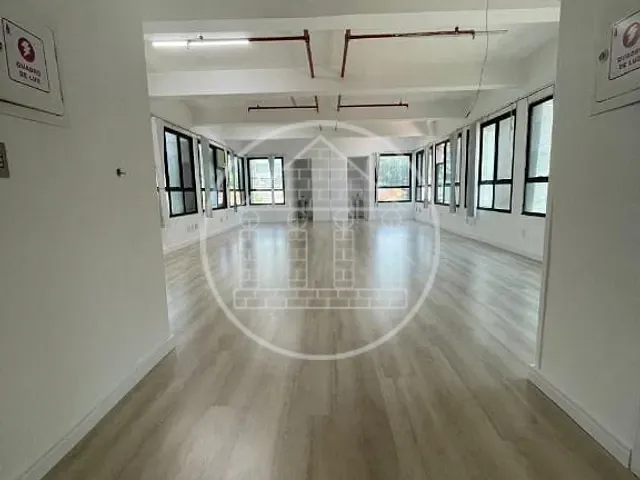 Prédio com 2778m², para alugar, no bairro Vila Clementino	 em São Paulo