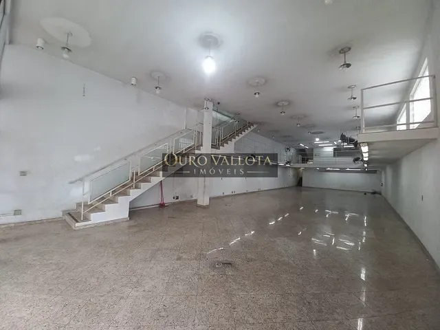 Prédio com 240m², para alugar, no bairro Mooca em São Paulo
