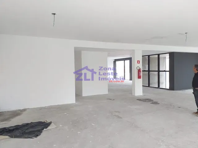 Prédio com 329m², para alugar, no bairro Tatuapé em São Paulo