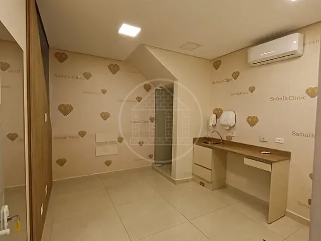 Prédio com 154m², para alugar, no bairro Cidade Dutra em São Paulo