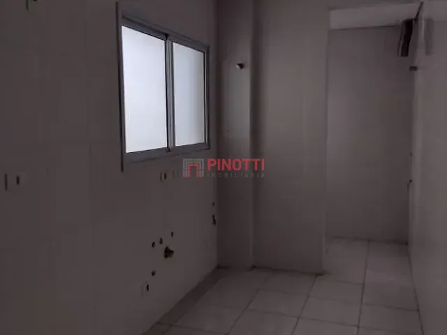 Prédio à venda ou para alugar, no bairro Baeta Neves em São Bernardo do Campo