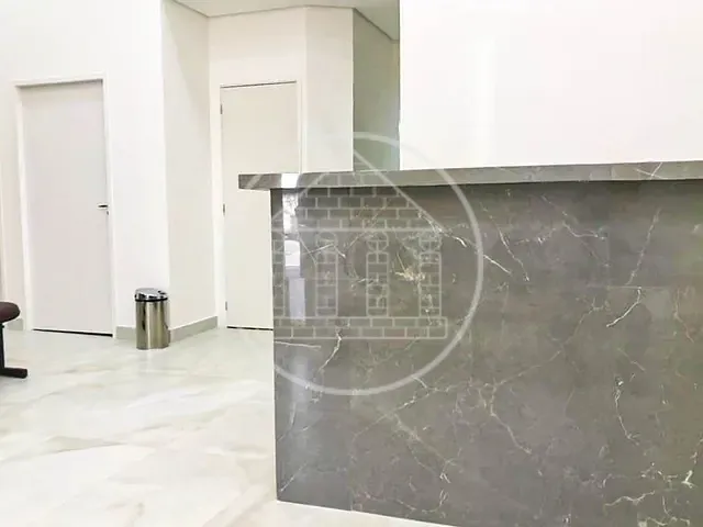 Prédio com 303m², para alugar, no bairro Socorro em São Paulo