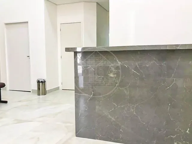 Prédio com 303m², para alugar, no bairro Socorro em São Paulo