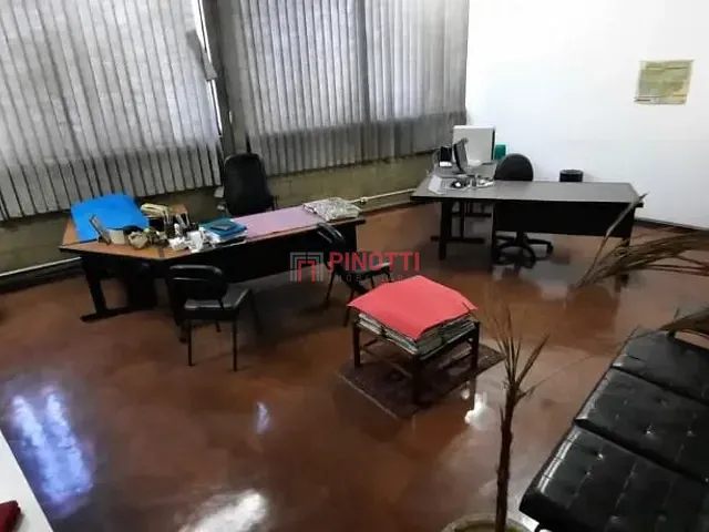 Prédio à venda, no bairro Barcelona em São Caetano do Sul