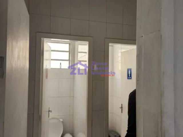 Prédio com 143m², à venda, no bairro Brás em São Paulo