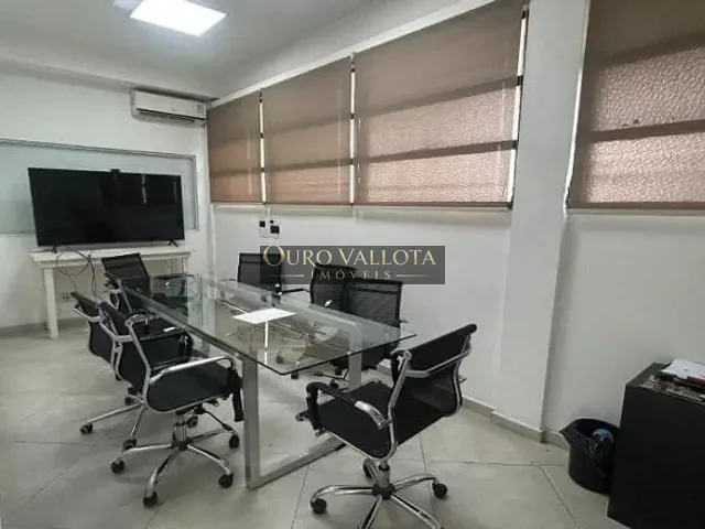 Prédio com 7000m², à venda, no bairro Barra Funda em São Paulo