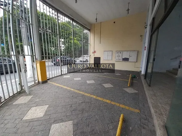 Prédio com 240m², à venda, no bairro Mooca em São Paulo