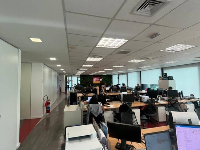 Prédio com 800m², para alugar, no bairro Vila Olímpia em São Paulo